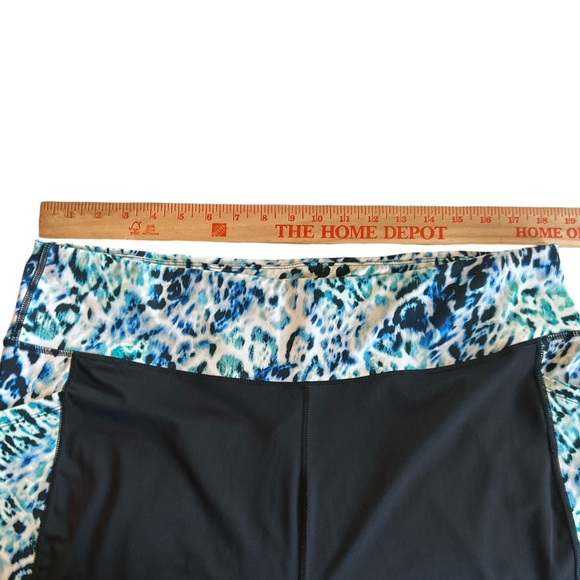 NWOT 3XL Lularoe Rise Fearless High Waist, Capri Length, Workout Fitness Legging - Picture 7 of 10